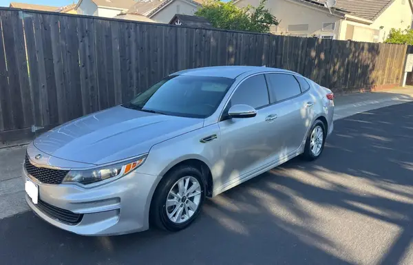 5XXGT4L38GG022940 2016 KIA OPTIMA - Image 2