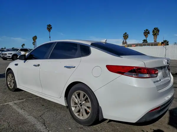 5XXGT4L38GG040872 2016 KIA OPTIMA - Image 2