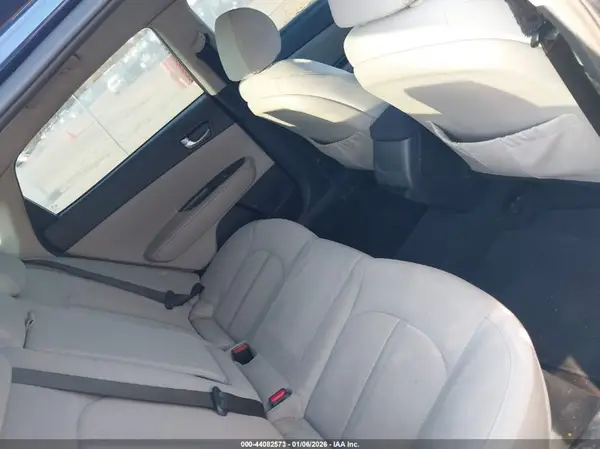 5XXGT4L38GG042458 2016 KIA OPTIMA - Image 8