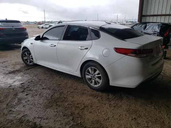 5XXGT4L38GG055792 2016 KIA OPTIMA - Image 2