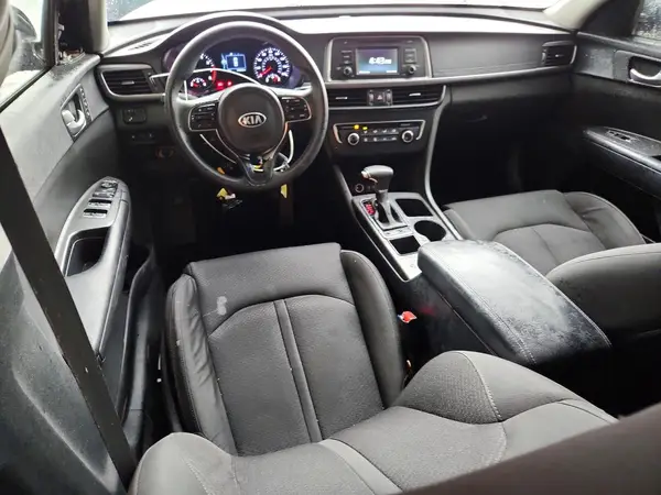 5XXGT4L38GG058367 2016 KIA OPTIMA - Image 8