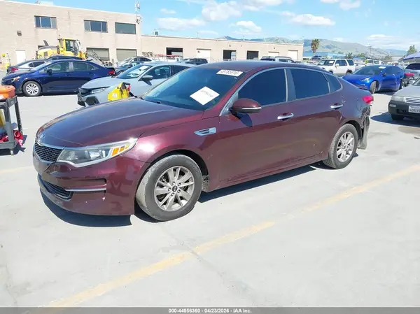 5XXGT4L38GG061303 2016 KIA OPTIMA - Image 2