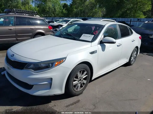 5XXGT4L38GG063780 2016 KIA OPTIMA - Image 2