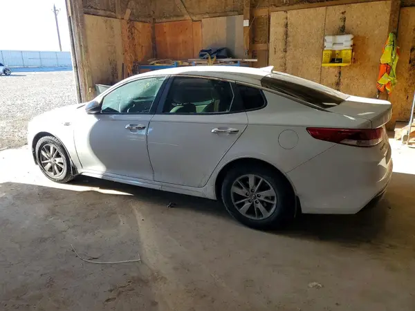 5XXGT4L38GG066887 2016 KIA OPTIMA - Image 2