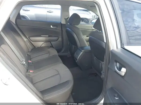 5XXGT4L38GG079249 2016 KIA OPTIMA - Image 8
