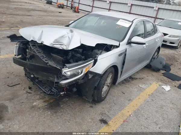 5XXGT4L38GG088260 2016 KIA OPTIMA - Image 2