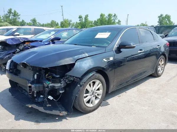 5XXGT4L38GG102755 2016 KIA OPTIMA - Image 2