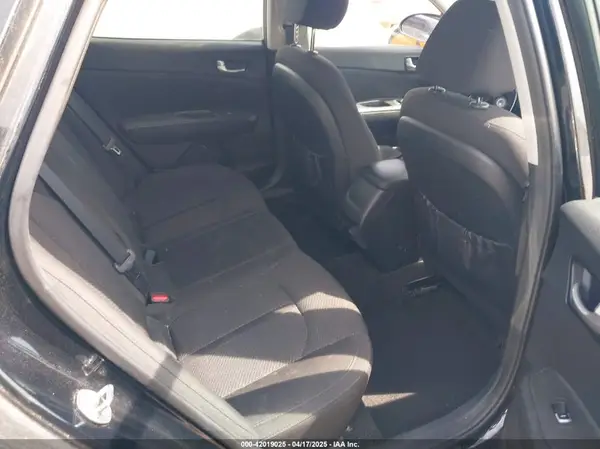 5XXGT4L38GG103100 2016 KIA OPTIMA - Image 8