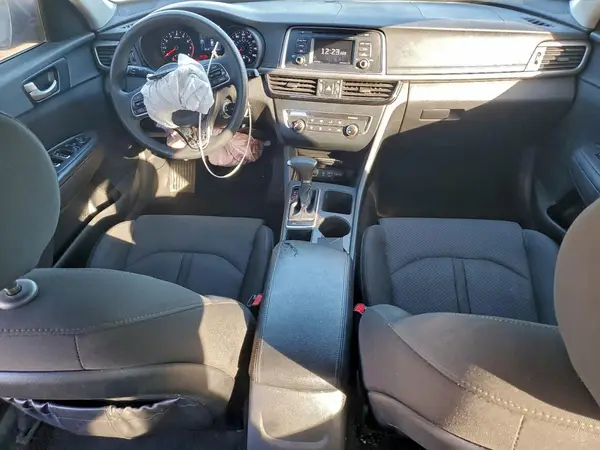 5XXGT4L38GG105462 2016 KIA OPTIMA - Image 8