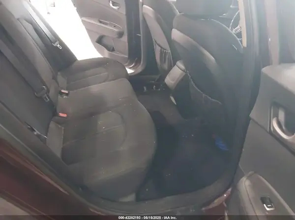 5XXGT4L38GG109351 2016 KIA OPTIMA - Image 8