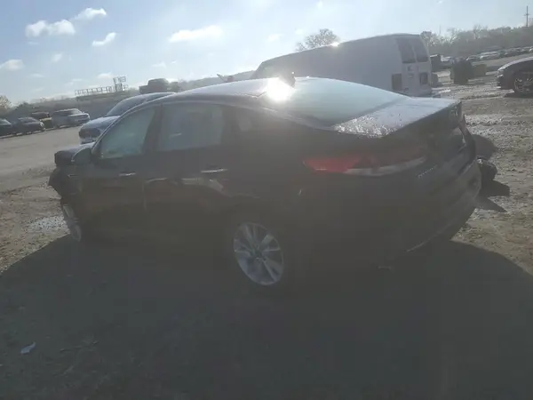 5XXGT4L38GG110581 2016 KIA OPTIMA - Image 2