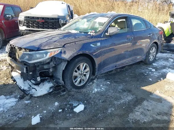 5XXGT4L38GG121113 2016 KIA OPTIMA - Image 2