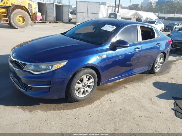 5XXGT4L38HG121470 2017 KIA OPTIMA - Image 2