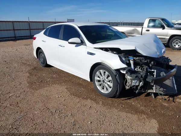 5XXGT4L38HG125499 2017 KIA OPTIMA - Image 1