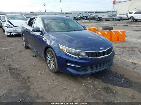 5XXGT4L38HG127592 2017 KIA OPTIMA - Image 1