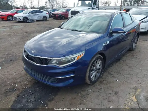 5XXGT4L38HG127592 2017 KIA OPTIMA - Image 2