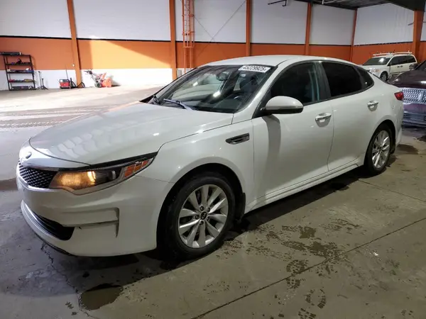 5XXGT4L38HG127866 2017 KIA OPTIMA - Image 1