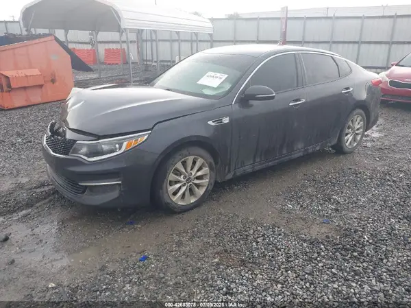 5XXGT4L38HG129858 2017 KIA OPTIMA - Image 2