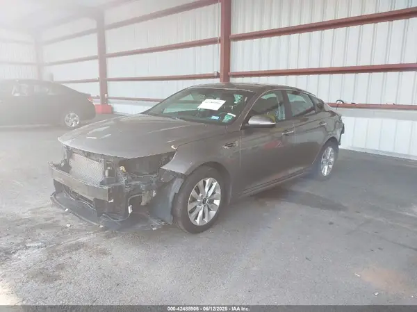 5XXGT4L38HG133201 2017 KIA OPTIMA - Image 2