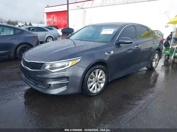 5XXGT4L38HG133778 2017 KIA OPTIMA - Image 2