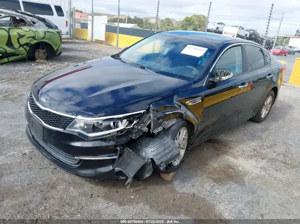 5XXGT4L38HG136597 2017 KIA OPTIMA - Image 2