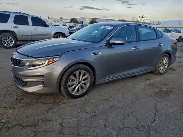 5XXGT4L38HG140018 2017 KIA OPTIMA - Image 1