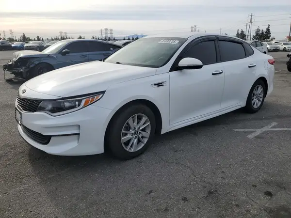 5XXGT4L38HG144084 2017 KIA OPTIMA - Image 1