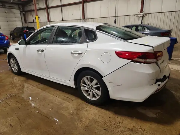 5XXGT4L38HG145137 2017 KIA OPTIMA - Image 2