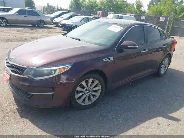 5XXGT4L38HG145655 2017 KIA OPTIMA - Image 2