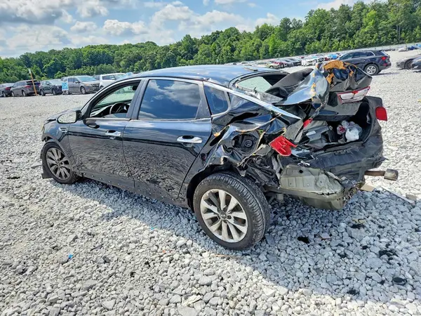 5XXGT4L38HG147583 2017 KIA OPTIMA - Image 2