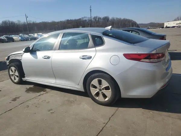5XXGT4L38HG147874 2017 KIA OPTIMA - Image 2