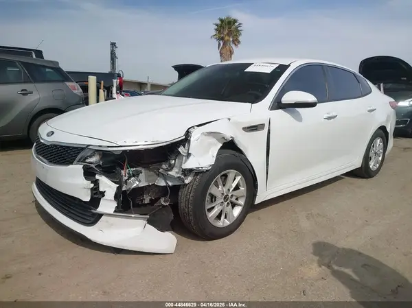 5XXGT4L38HG148474 2017 KIA OPTIMA - Image 2