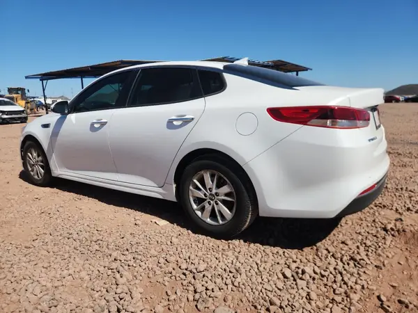 5XXGT4L38HG151018 2017 KIA OPTIMA - Image 2
