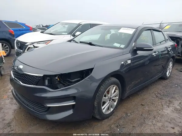 5XXGT4L38HG169163 2017 KIA OPTIMA - Image 2