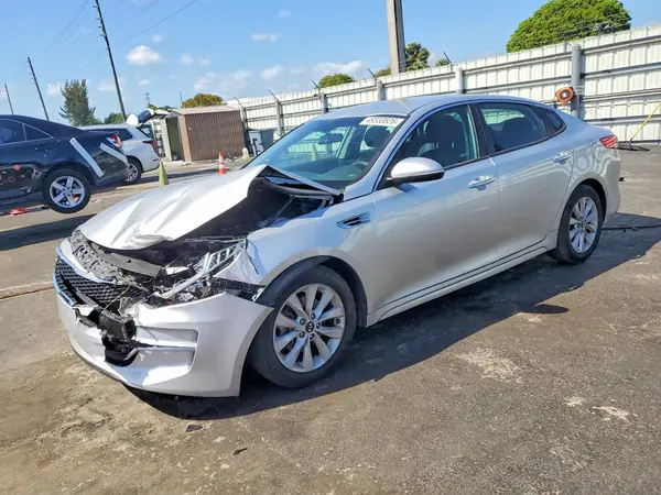 5XXGT4L38HG170927 2017 KIA OPTIMA - Image 1