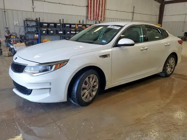5XXGT4L38HG171088 2017 KIA OPTIMA - Image 1