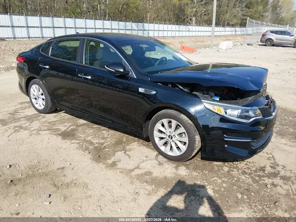 5XXGT4L38HG171110 2017 KIA OPTIMA - Image 1