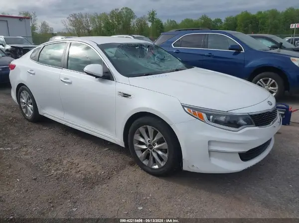 5XXGT4L38HG171236 2017 KIA OPTIMA - Image 1