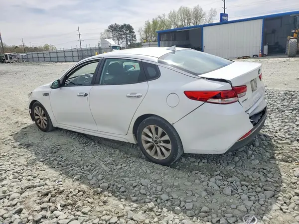 5XXGT4L38HG171740 2017 KIA OPTIMA - Image 2