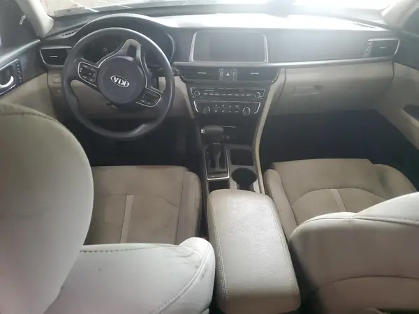 5XXGT4L38HG172239 2017 KIA OPTIMA - Image 8