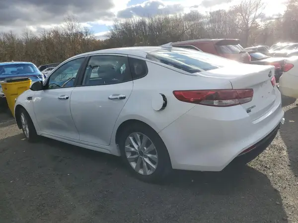 5XXGT4L38HG172919 2017 KIA OPTIMA - Image 2