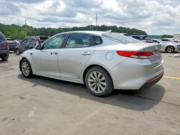 5XXGT4L38HG173021 2017 KIA OPTIMA - Image 2