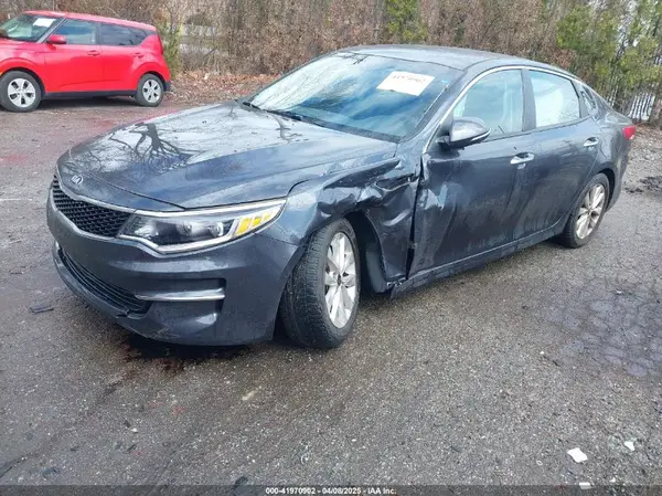 5XXGT4L38HG173035 2017 KIA OPTIMA - Image 2