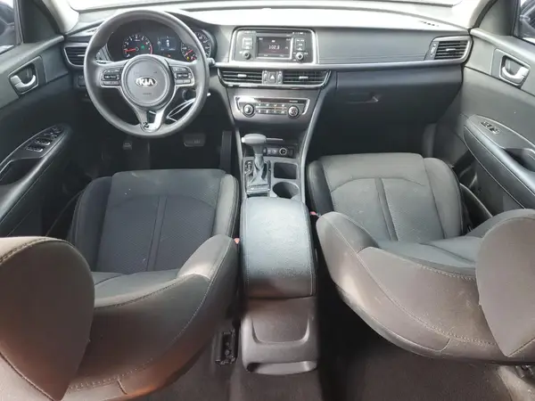 5XXGT4L38HG175450 2017 KIA OPTIMA - Image 8
