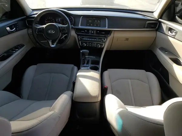 5XXGT4L38HG177621 2017 KIA OPTIMA - Image 8