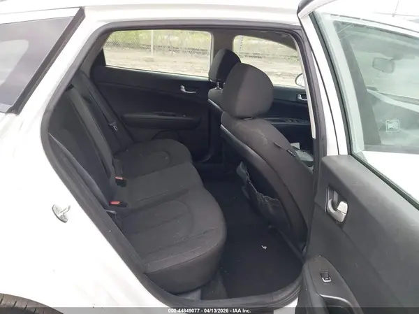 5XXGT4L38HG177926 2017 KIA OPTIMA - Image 8