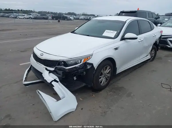 5XXGT4L38HG178056 2017 KIA OPTIMA - Image 2