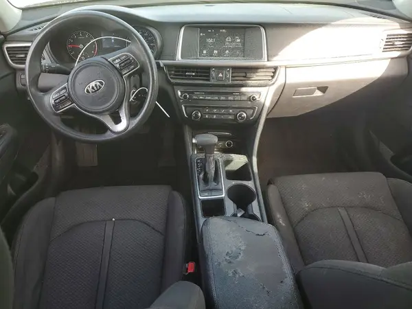 5XXGT4L38JG182677 2018 KIA OPTIMA - Image 8