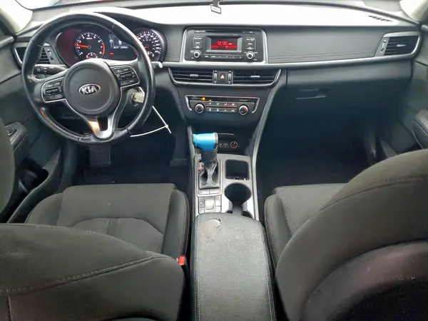 5XXGT4L38JG182937 2018 KIA OPTIMA - Image 8
