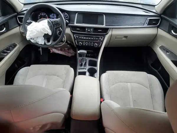 5XXGT4L38JG183621 2018 KIA OPTIMA - Image 8